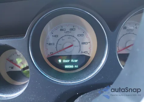 2011 Dodge Challenger z USA, uszkodzony, nr VIN 2B3CJ4DG0BH602941